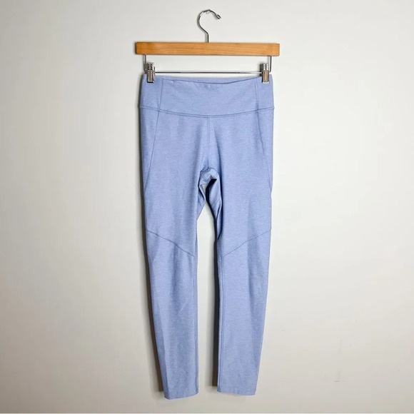 Outdoor Voices Lilac 3/4 Warmup Leggings - Picture 3 of 8